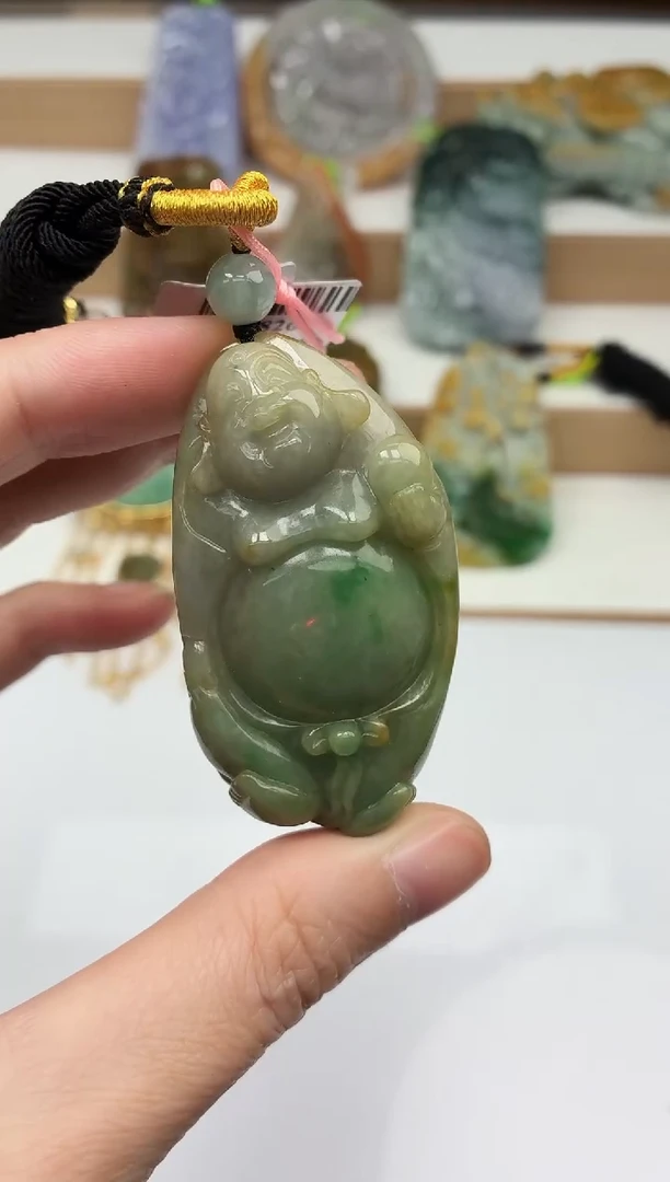 颈饰未镶嵌翡翠牌子