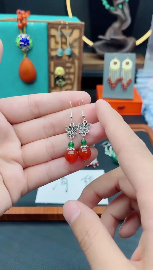 【闪购商品】南红玛瑙耳饰银S925镶嵌107000