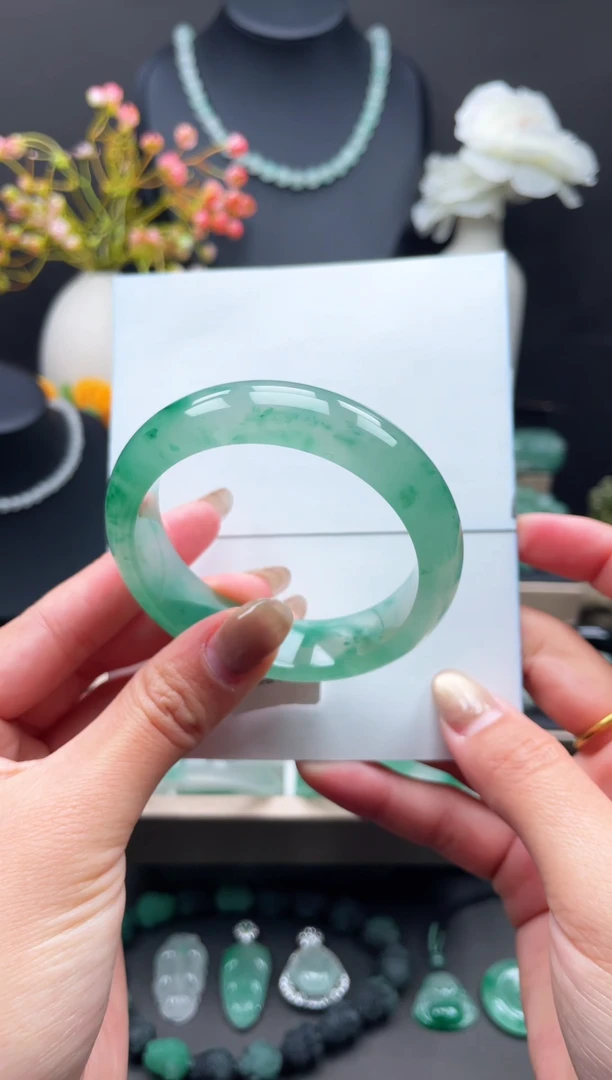 未镶嵌手镯石英质玉天然非洲翠525354