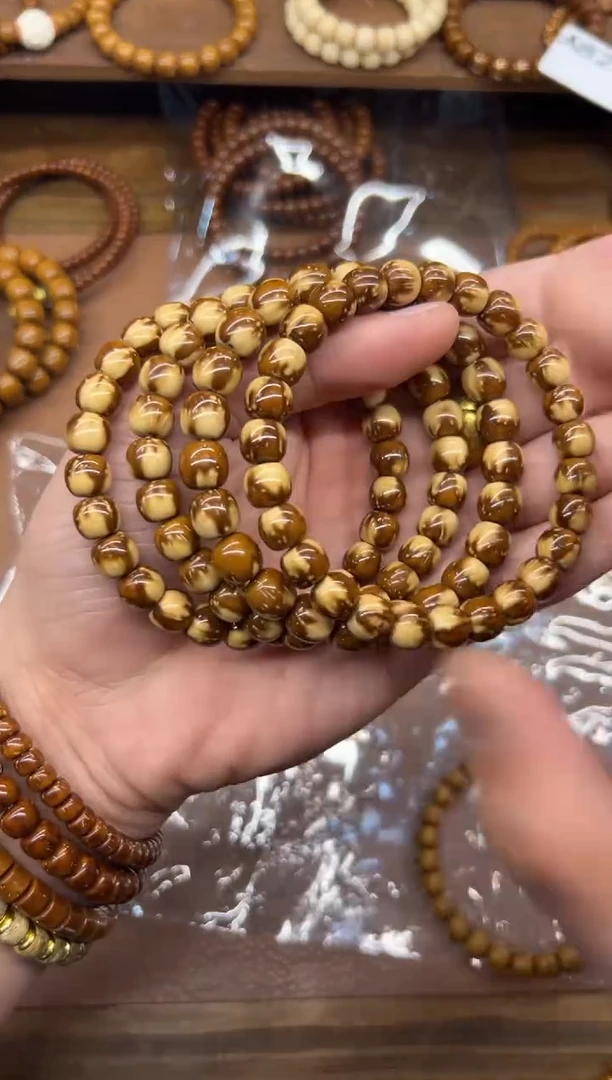 手串紫金鼠A787 8*9实心花皮 毕业档