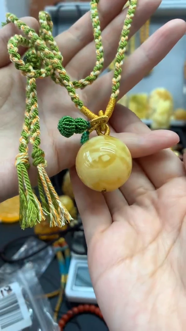 【闪购商品】琥珀珠宝奇石未镶嵌488（微瑕