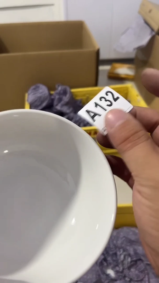 紫砂瓷器水杯一物一拍l****g瓷器水杯一物一拍