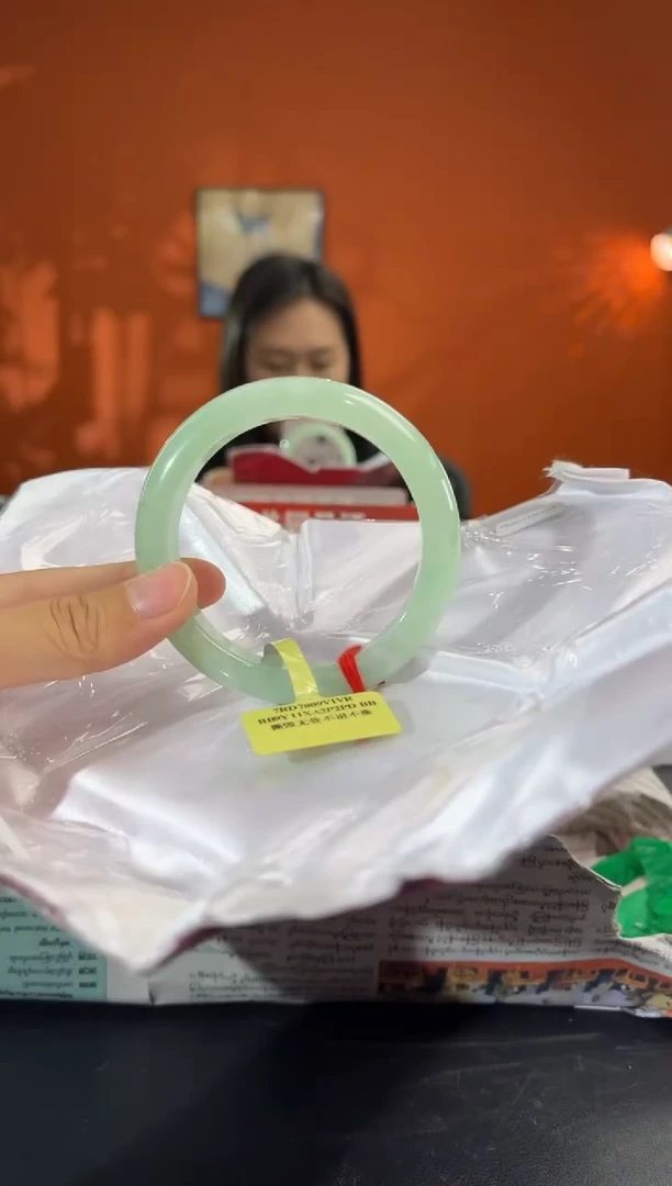 未镶嵌手镯翡翠唉*君4