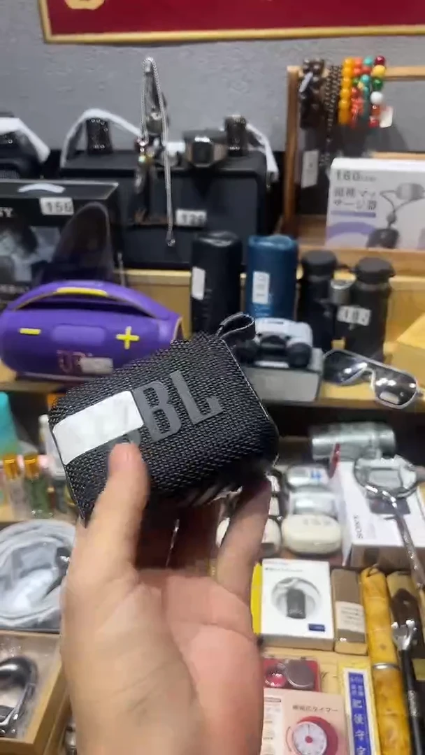 瓷片闪购商品 如图所示
