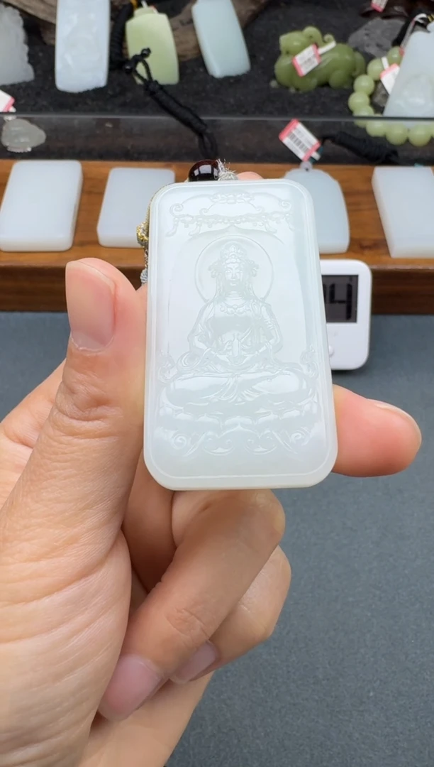 颈饰未镶嵌和田玉2
