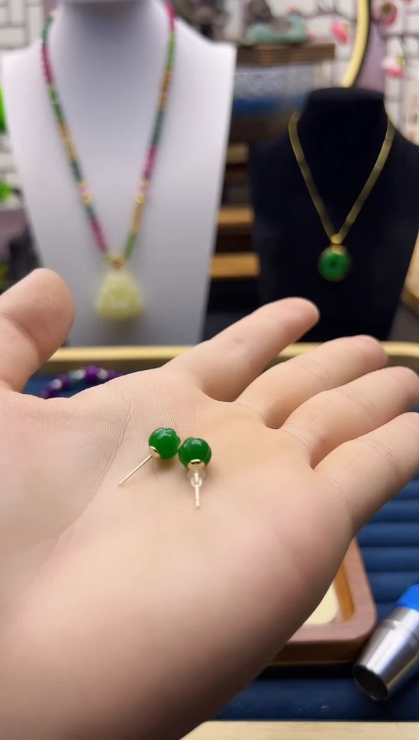 【闪购商品】翡翠耳饰14K金镶嵌E11