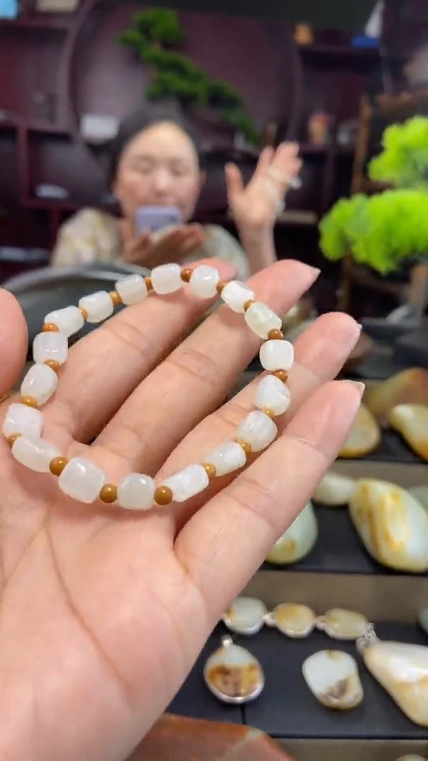 和田玉未镶嵌挂件和田玉吊坠挂件精美