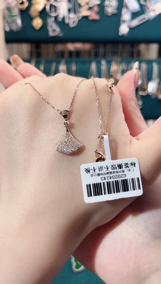 颈饰钻石18K金镶嵌18K金镶嵌钻石 K玫 裙子