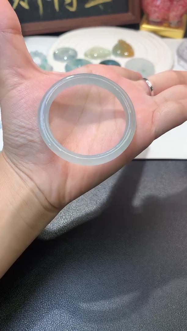 未镶嵌定制翡翠毛货