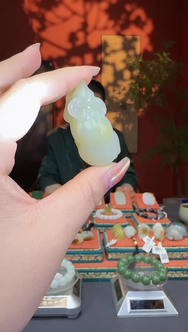 【闪购商品】和田玉吊坠未镶嵌吊坠