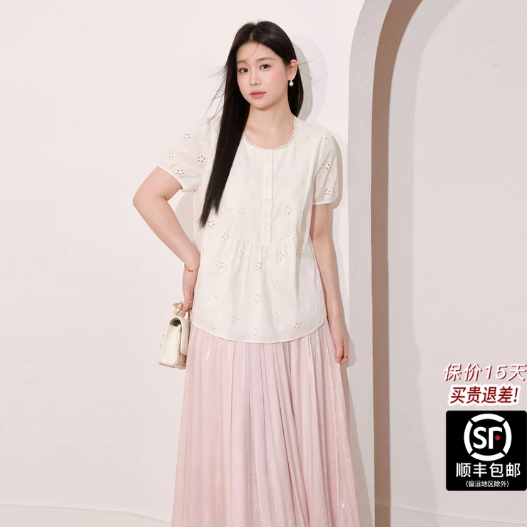 蓝语大码女装气质减龄正肩镂空绣花娃娃衫夏季宽松遮肚子小衫上衣