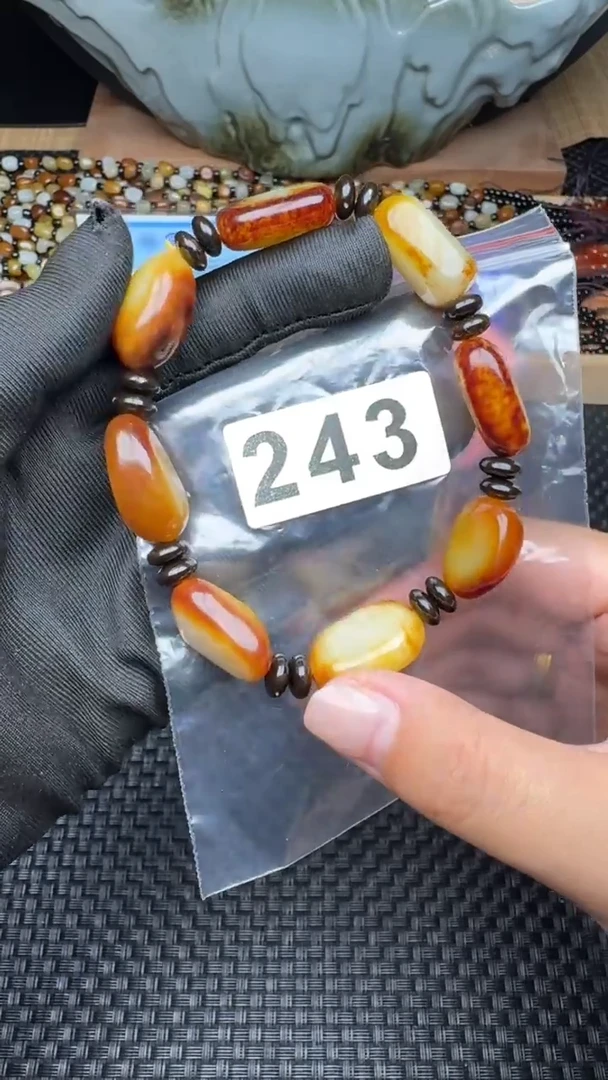 和田玉未镶嵌珠宝半成品用****3和田玉
