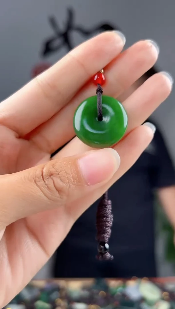 颈饰未镶嵌和田玉拍一发一，多样性发货