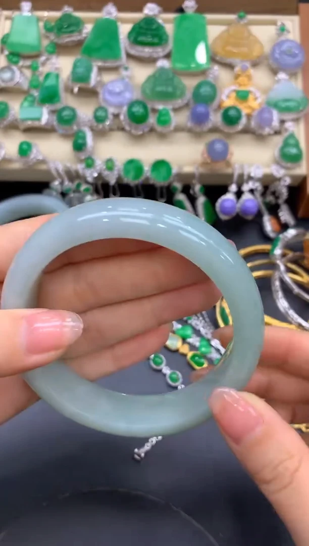 【闪购商品】翡翠手镯未镶嵌187-中国好珍宝