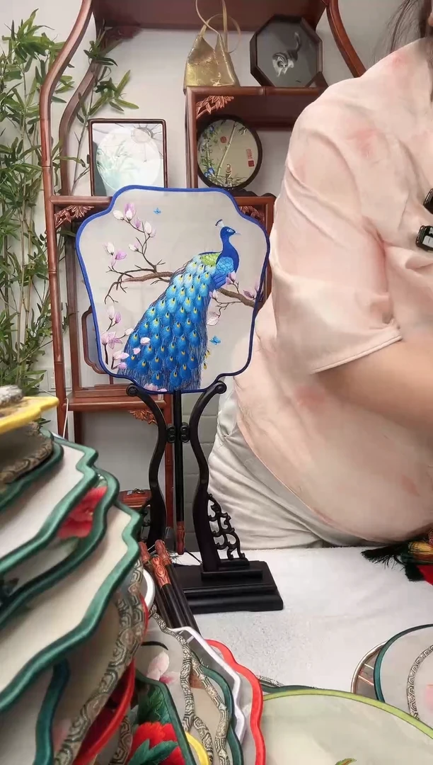 刺绣团扇-双面绣花