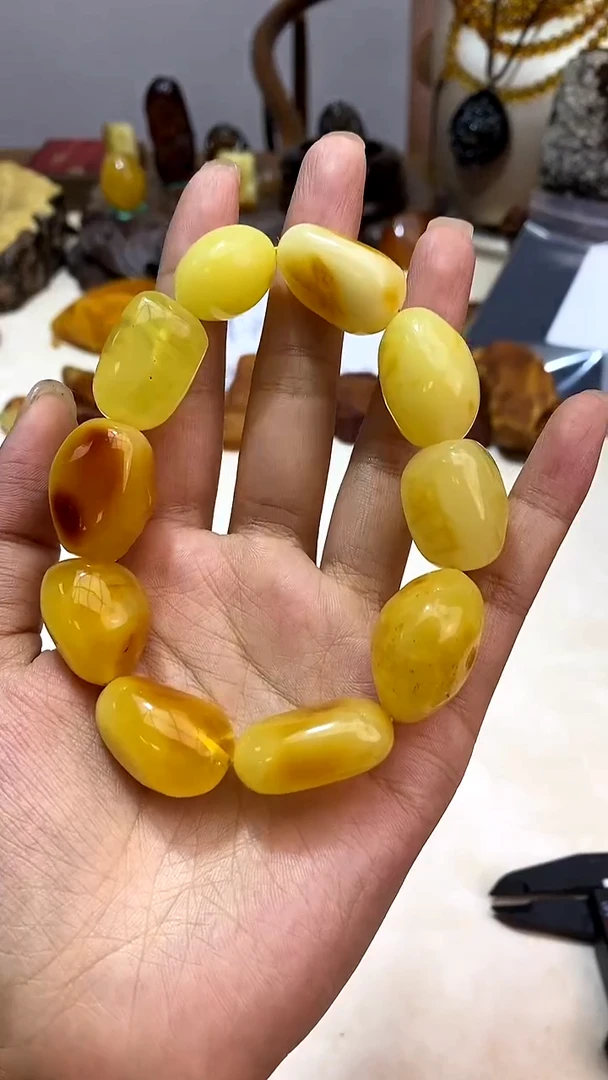 定制琥珀随型手串