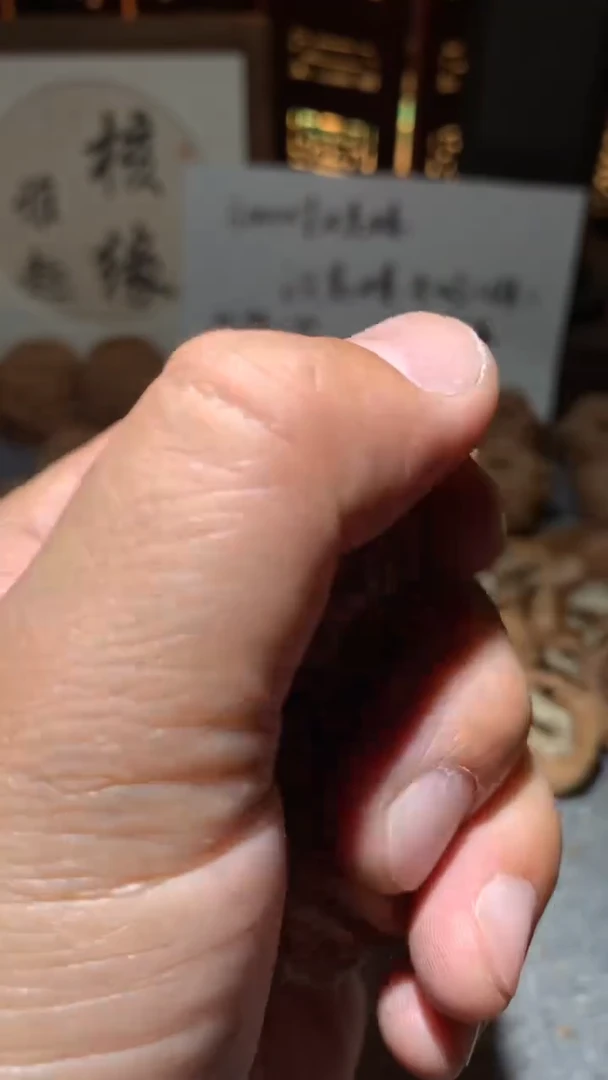 文玩核桃把件【核缘雅趣】40左右汉高楼，同尺寸随机发