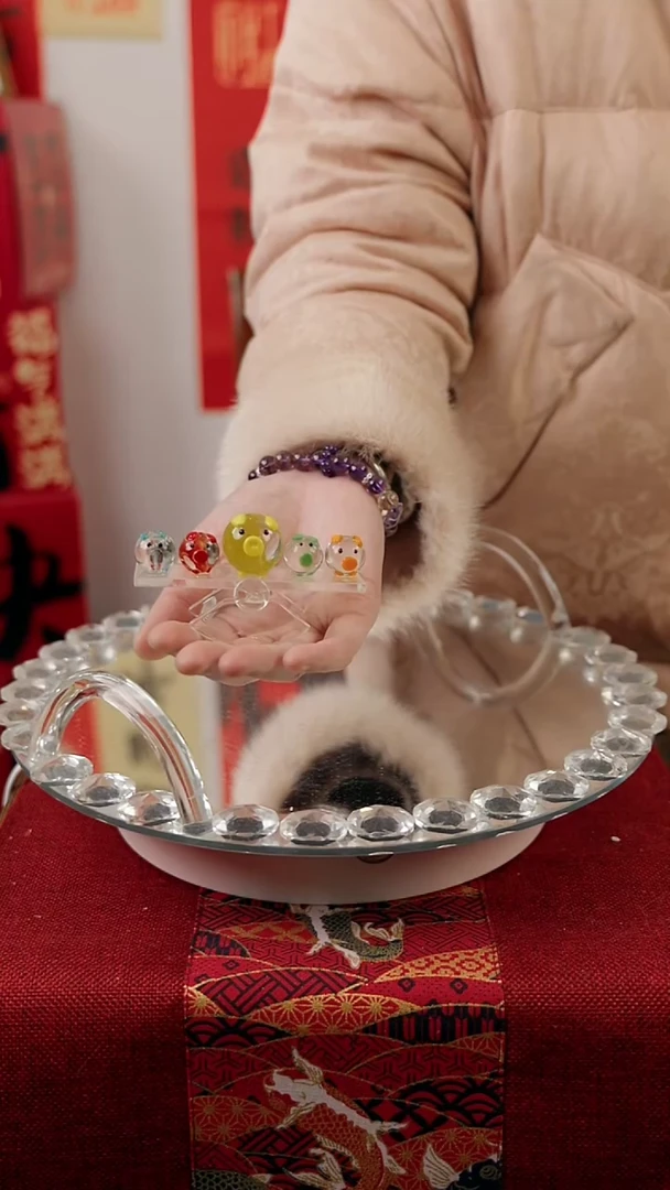 【闪购商品】琉璃五色小猪翘板摆件