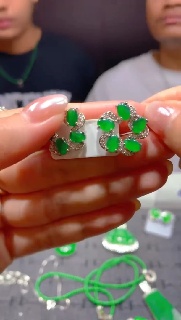 未镶嵌定制翡翠260多样性发货（发其一）