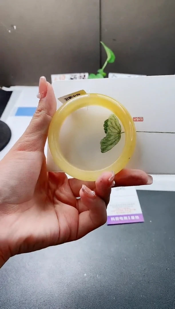 石英质玉手镯未镶嵌j25-H1