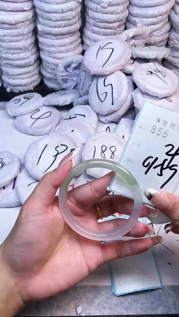 手镯玛瑙/玉髓未镶嵌856