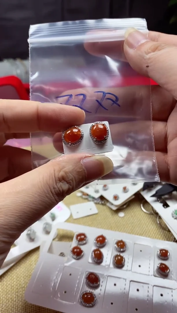 未镶嵌戒指翡翠双*～翡翠耳钉