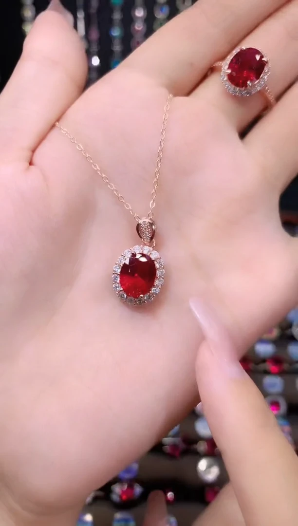 银S925镶嵌吊坠(赠链)红宝石810玫瑰金酒红