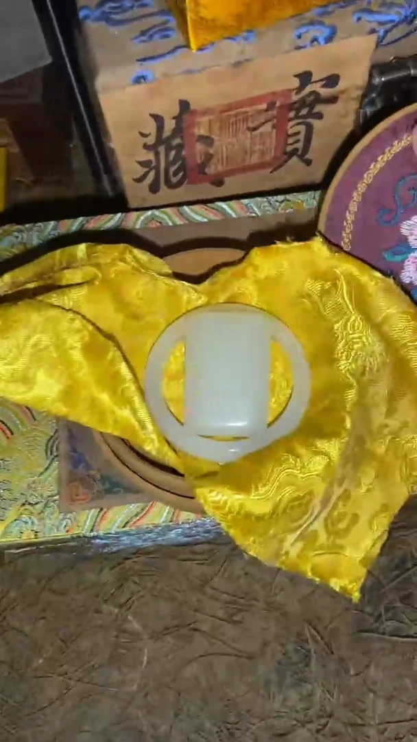 和田玉未镶嵌颈饰福利牡丹盒白镯白无事一一一优选