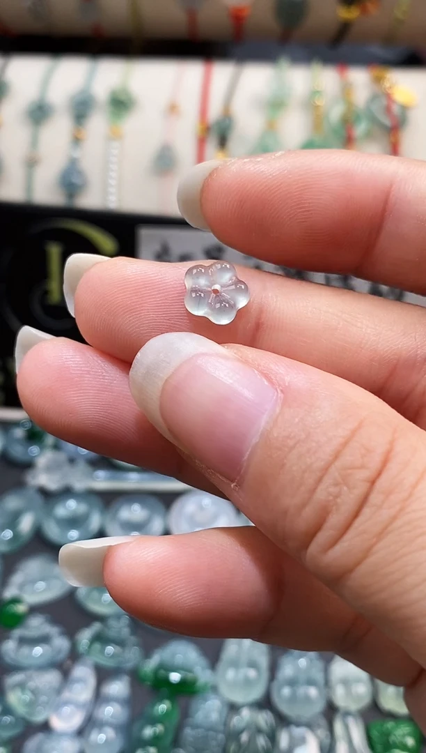 翡翠散珠小花裸石