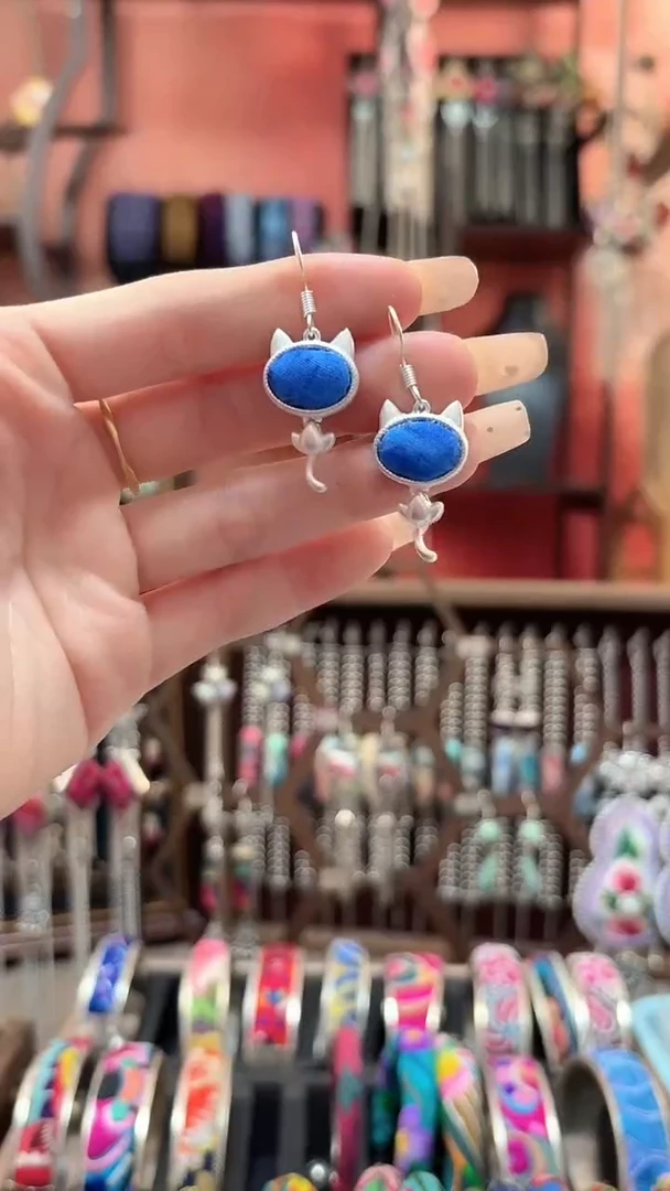 织绣云织谣民族风精美饰品   334