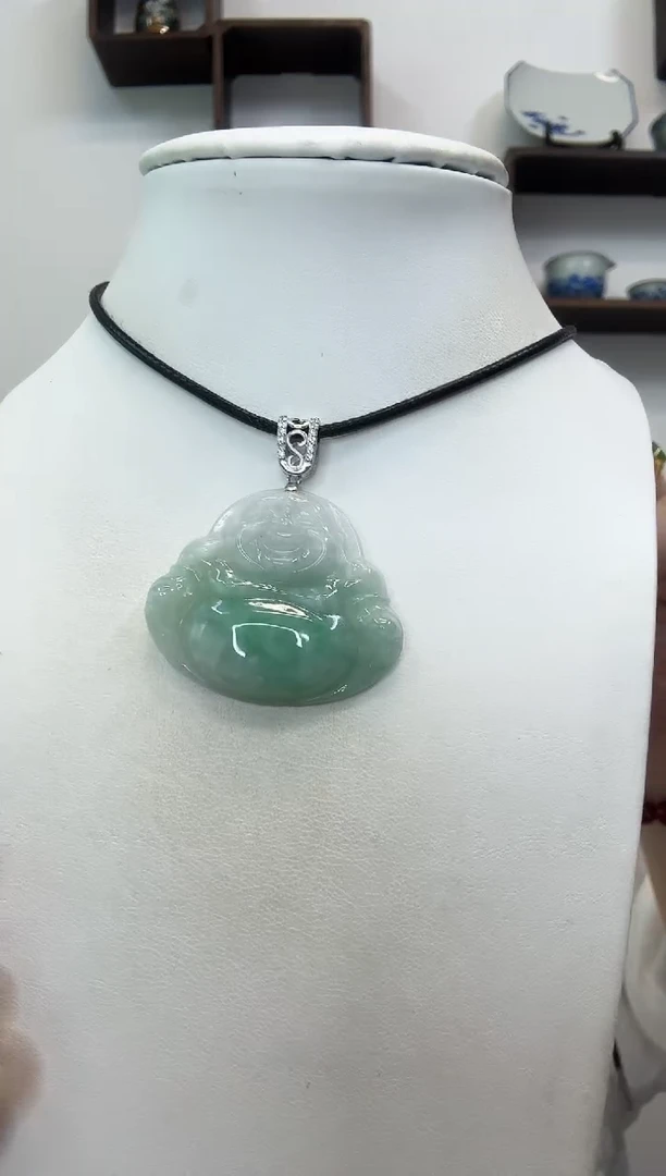颈饰银S925镶嵌翡翠佛公