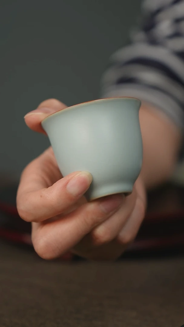 精品带底款微瑕小郁金香杯