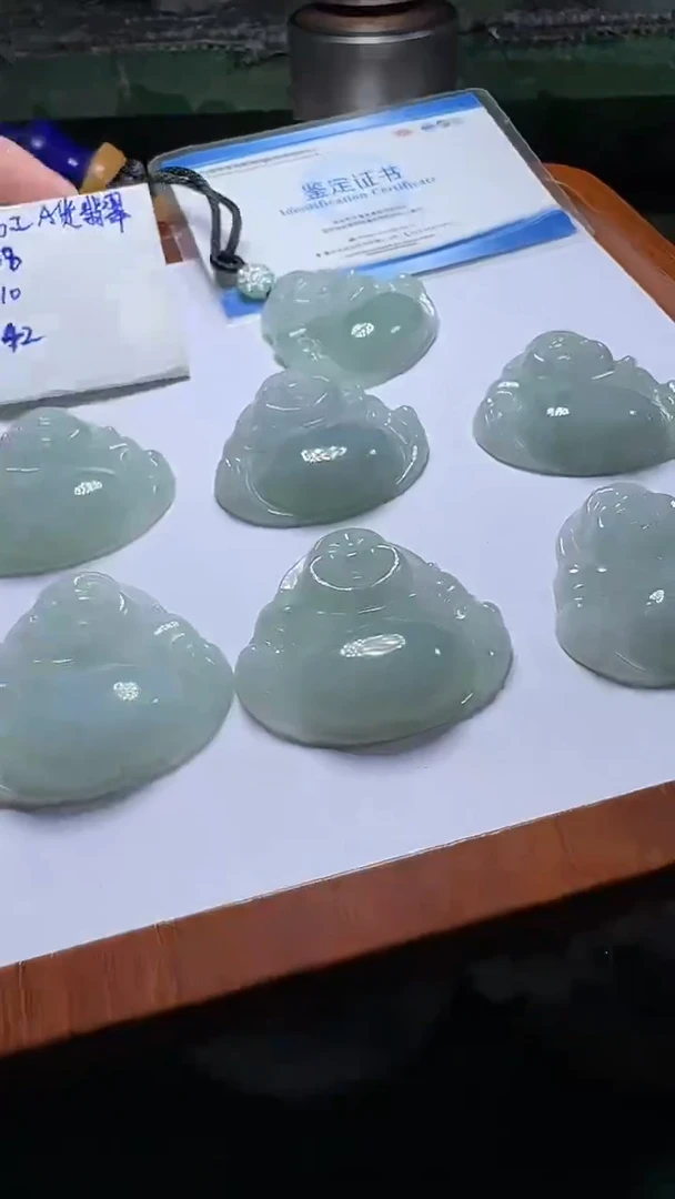 颈饰未镶嵌翡翠佛公多样性发一件