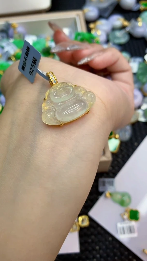 颈饰未镶嵌翡翠1