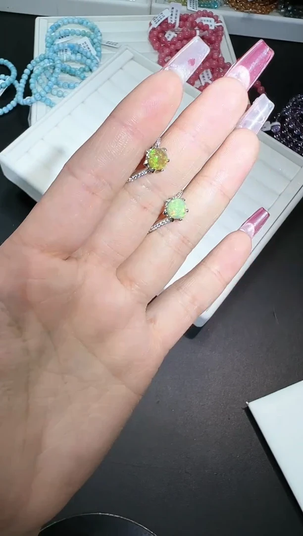 【闪购商品】欧泊戒指银S925镶嵌44j多样性发其一/1个默认微瑕