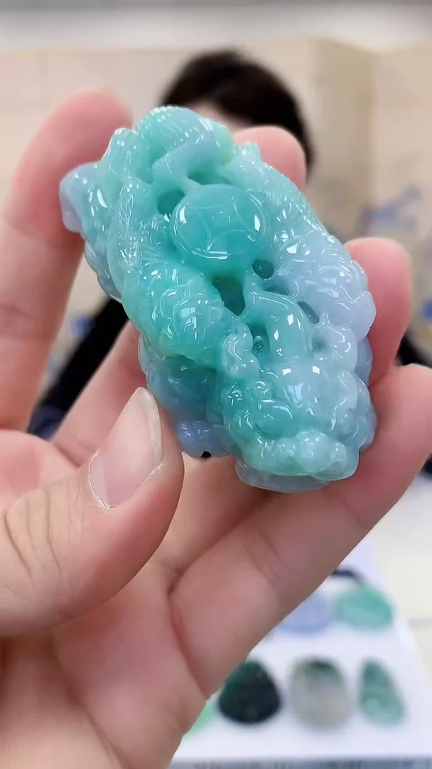 【闪购商品】定制翡翠未镶嵌 4829bb-毛货挂件79