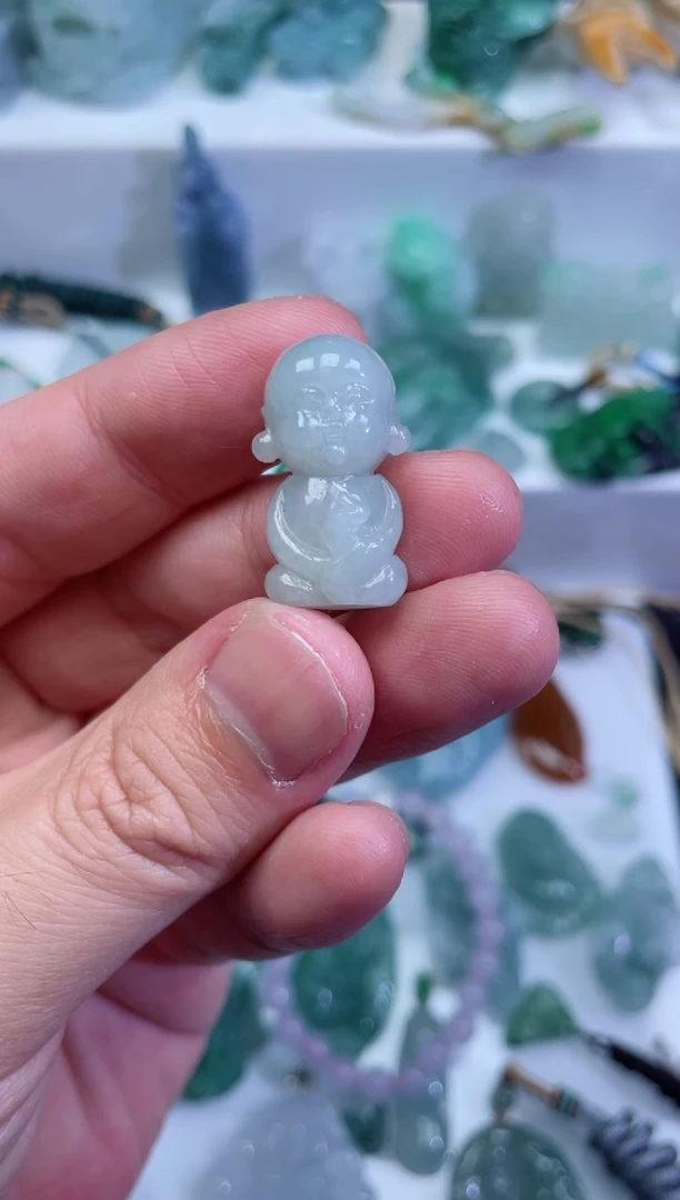 【闪购商品】翡翠颈饰未镶嵌小和尚