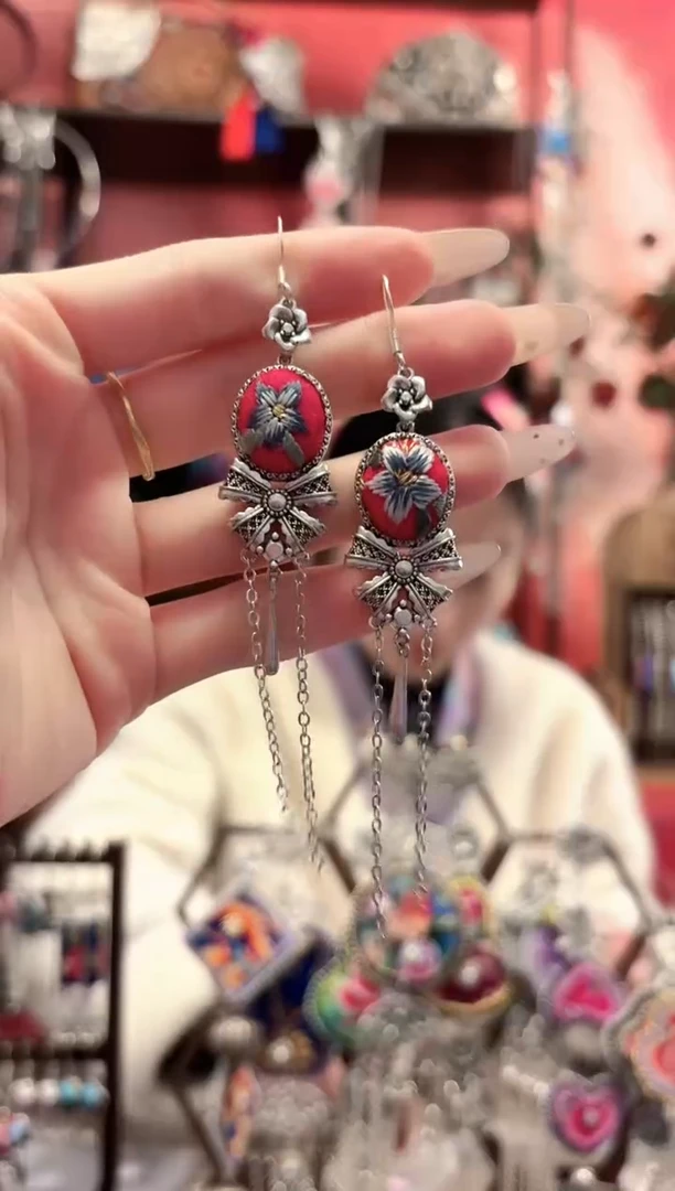 织绣云织谣民族风精美饰品43