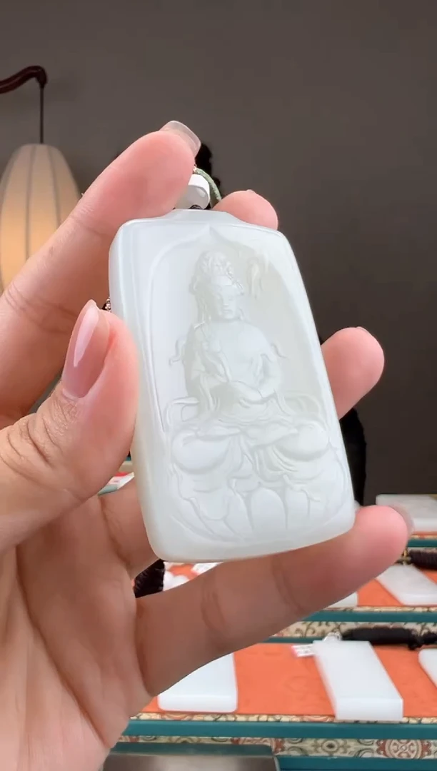 【闪购商品】和田玉颈饰未镶嵌1