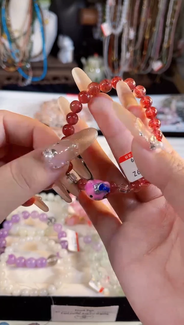 【闪购商品】水晶手链银S925镶嵌多样性发货其一