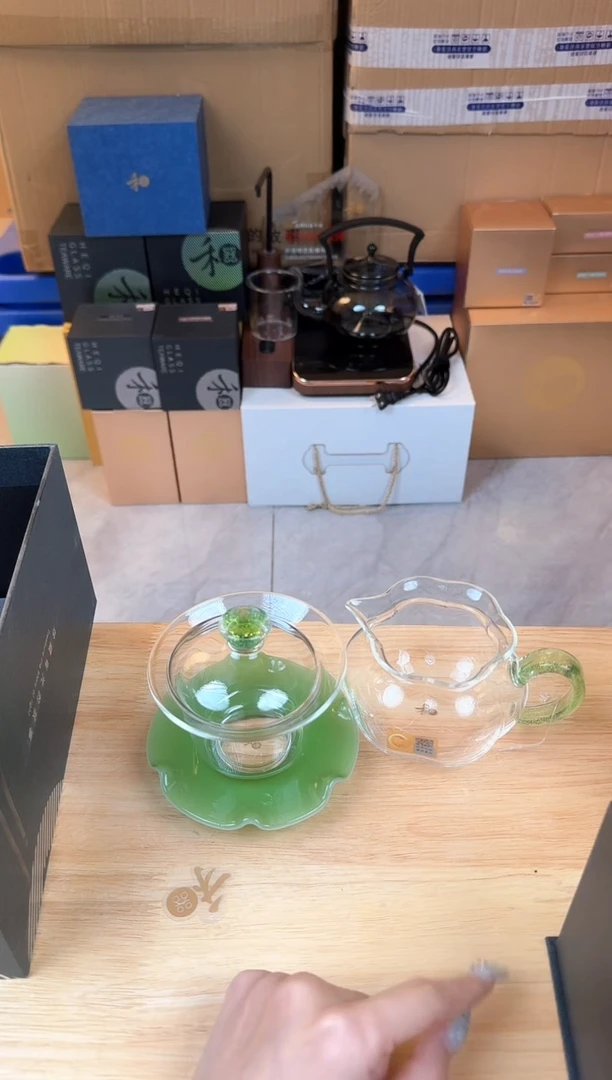 【闪购商品】@@禾器炫彩纳福绿金