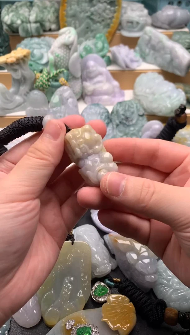 吊坠(不含链)未镶嵌翡翠1