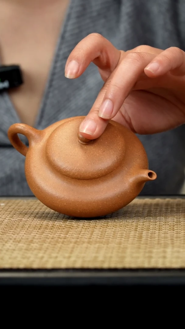 【闪购商品】紫砂茶壶黄降坡扁