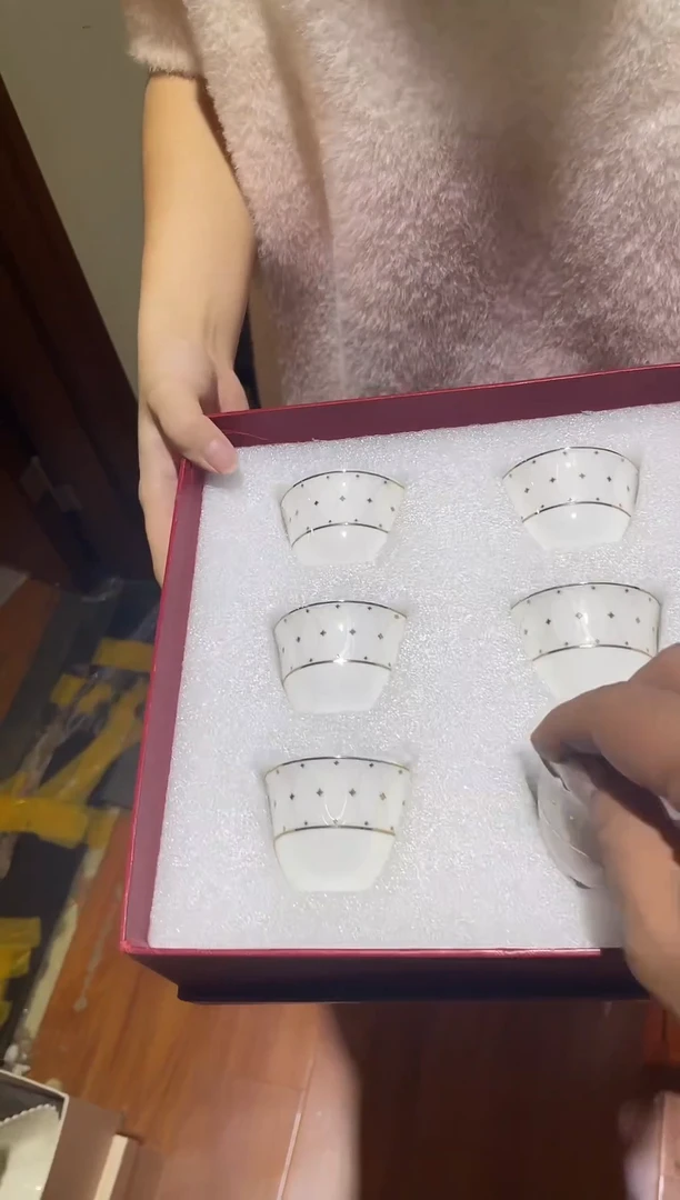 杯鸿辉家品牌瓷器，京东包邮！