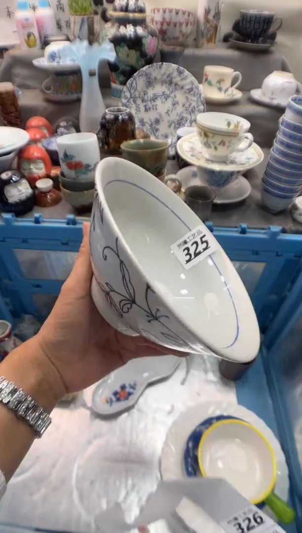 瓷片陌****归325
