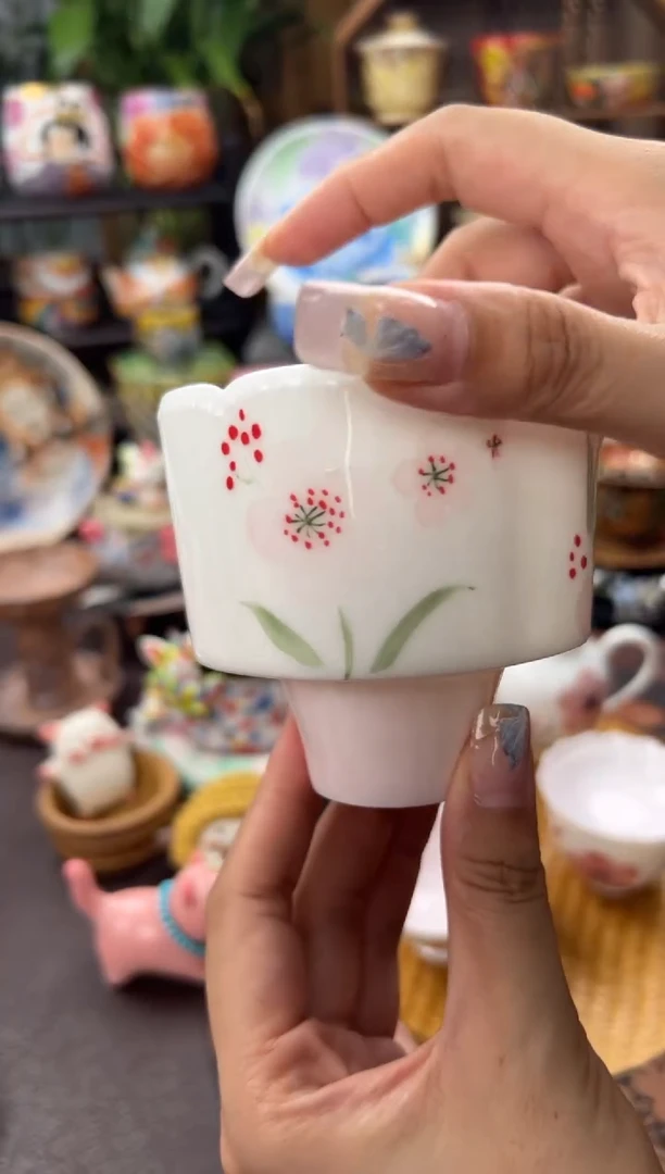 小浪漫手绘小花公道杯