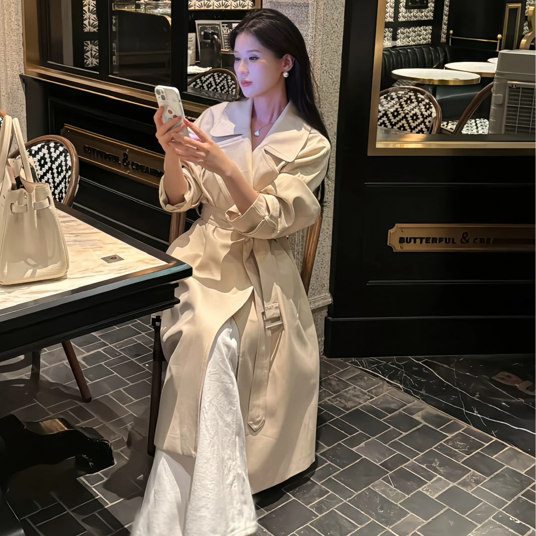 极简大牌风2025新英伦风中长款百搭翻领风衣女外套