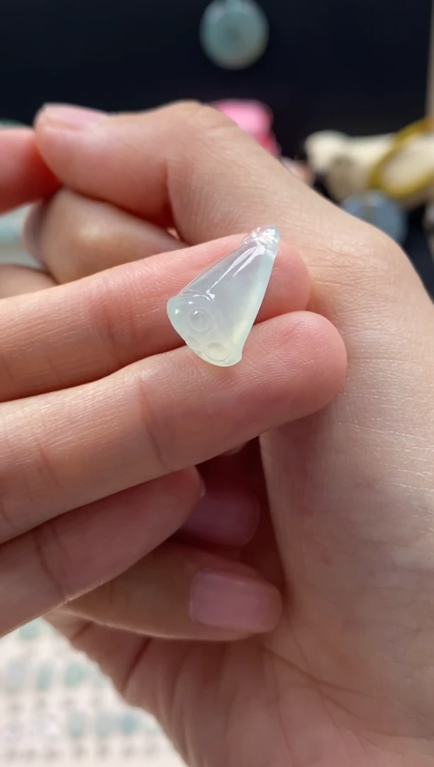 【闪购商品】翡翠颈饰未镶嵌翡翠晴底莲蓬