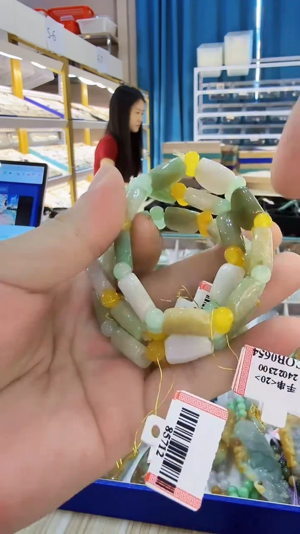 翡翠未镶嵌吊坠(不含链)多样性发其一17