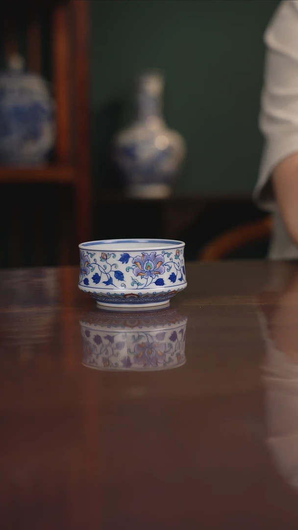 空山明月 青花斗彩